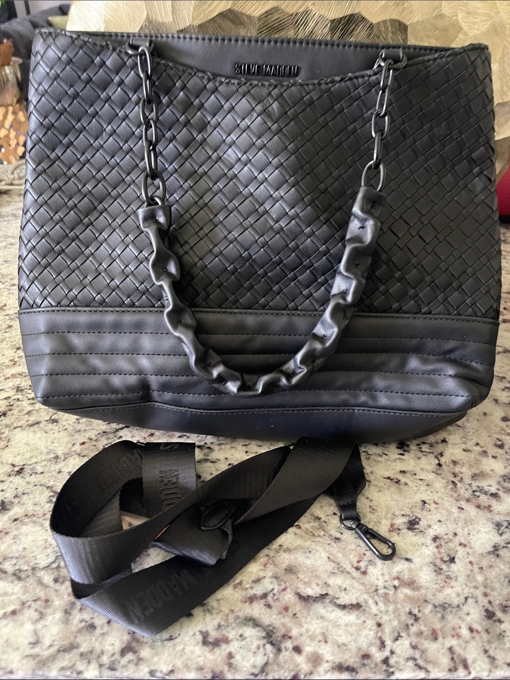 Steve Madden Black Woven Shoulder Bag with Ruched Chain Strap - Picture 2 of 4